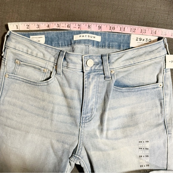 Pacsun NWT Stacked Skinny Jeans in Antique Light Wash Size 29 x 30 - Picture 10 of 13